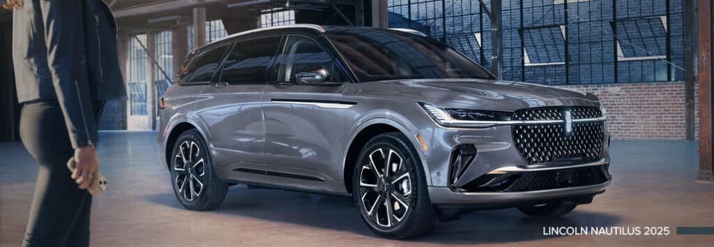 440 lincoln blog CNAUTILUS 2025 VS XT6 2025 IMAGE1 1024x354